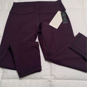 Lululemon, Wunder Under HR 7/8 Tight*F. Full-on Luxtreme, Size 12, in Deep Plum